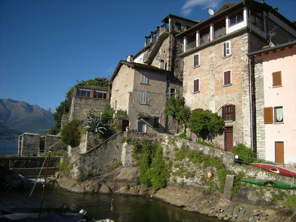 Lilli - Casa Sul Lago Dervio Eksteriør billede